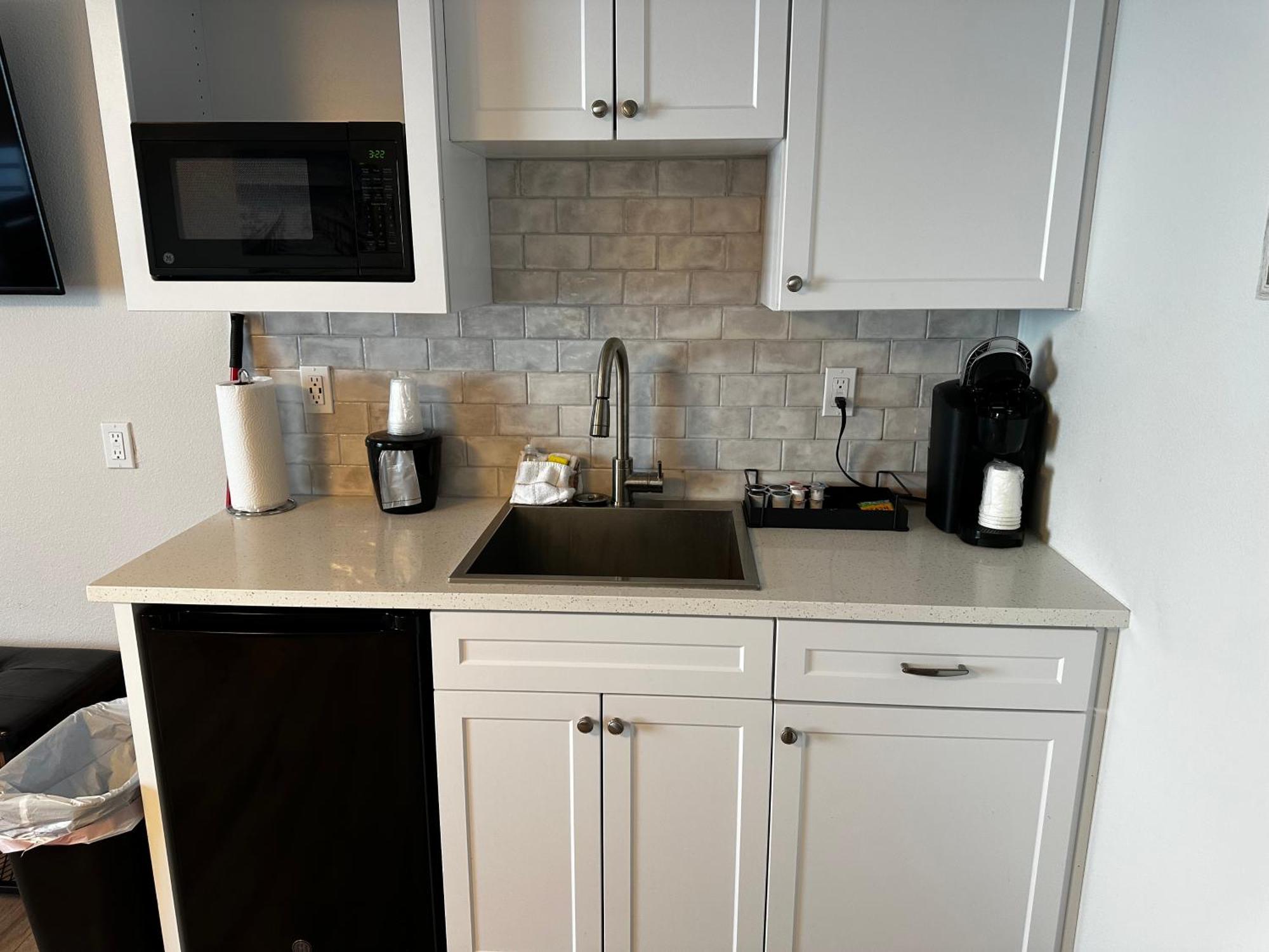 West Beach Suites Lincoln City Bilik gambar