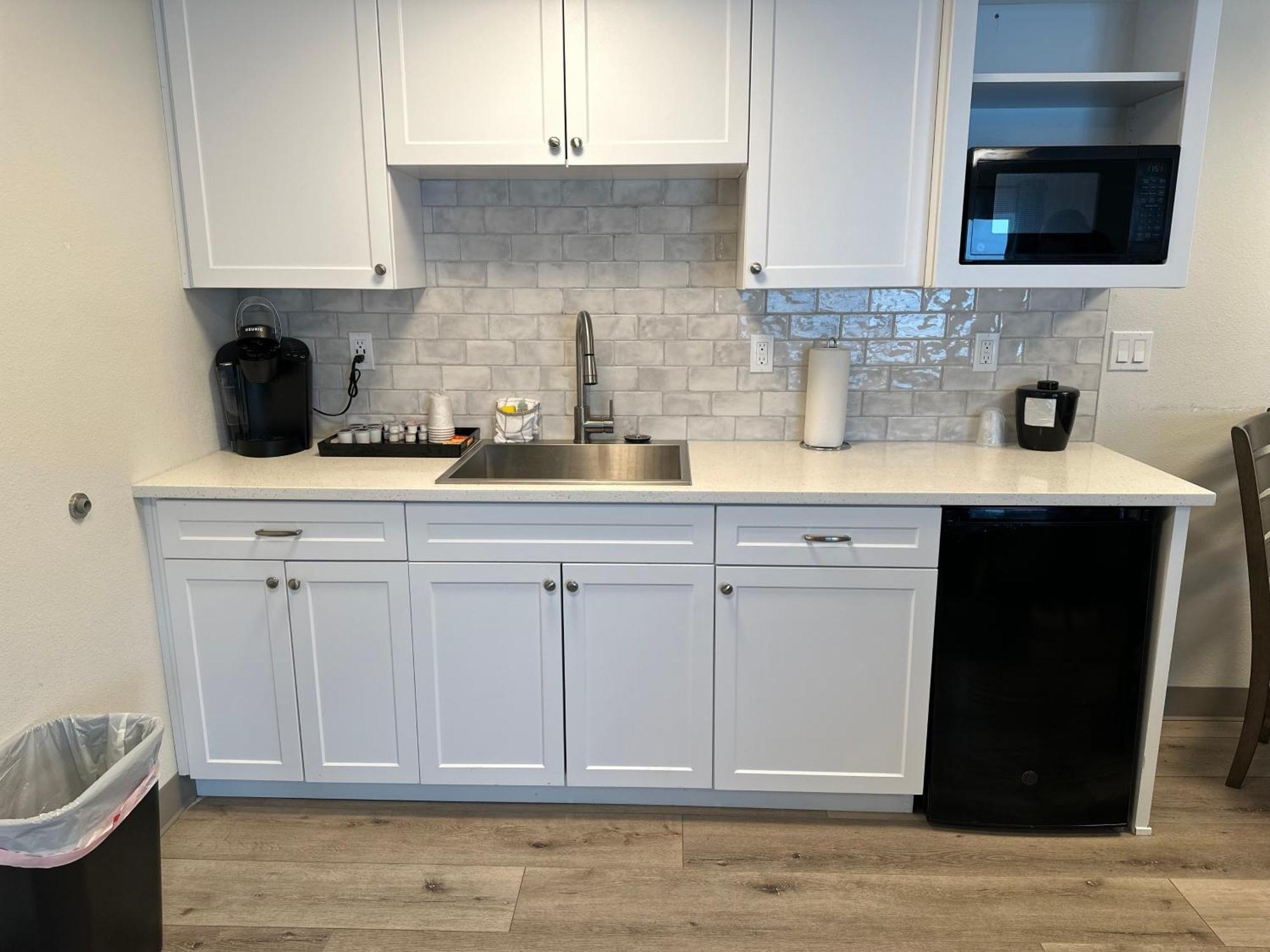 West Beach Suites Lincoln City Bilik gambar